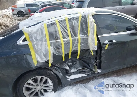 2016 Chevrolet Malibu 1Lt из США, поврежденный, VIN 1G1ZE5ST3GF205535